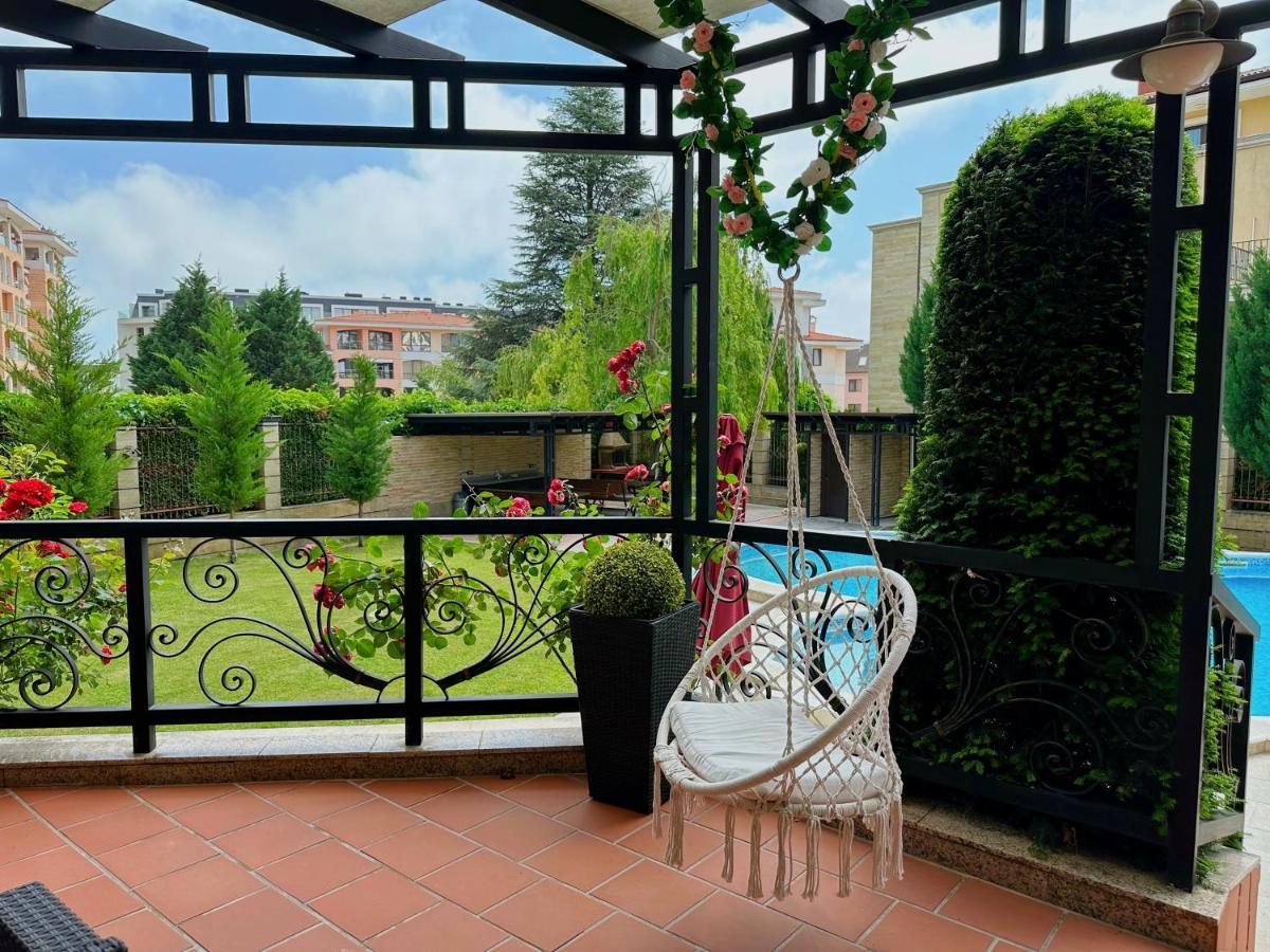Family Hotel Paradise St Constantin et Helena Extérieur photo
