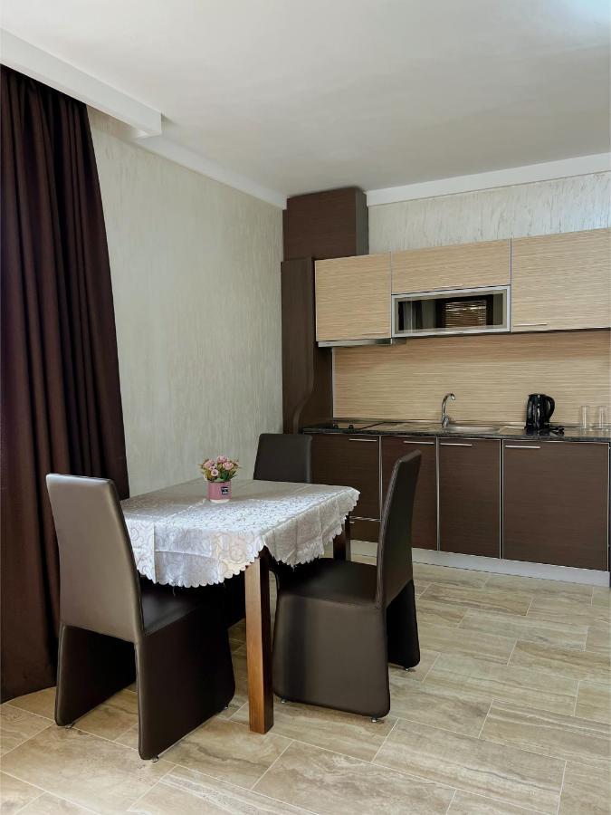Family Hotel Paradise St Constantin et Helena Extérieur photo