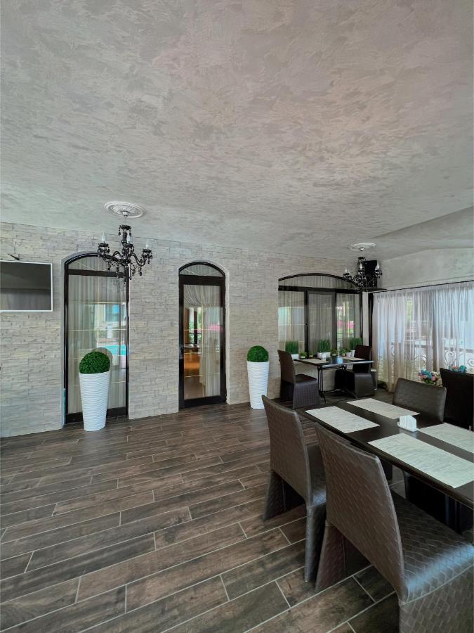 Family Hotel Paradise St Constantin et Helena Extérieur photo