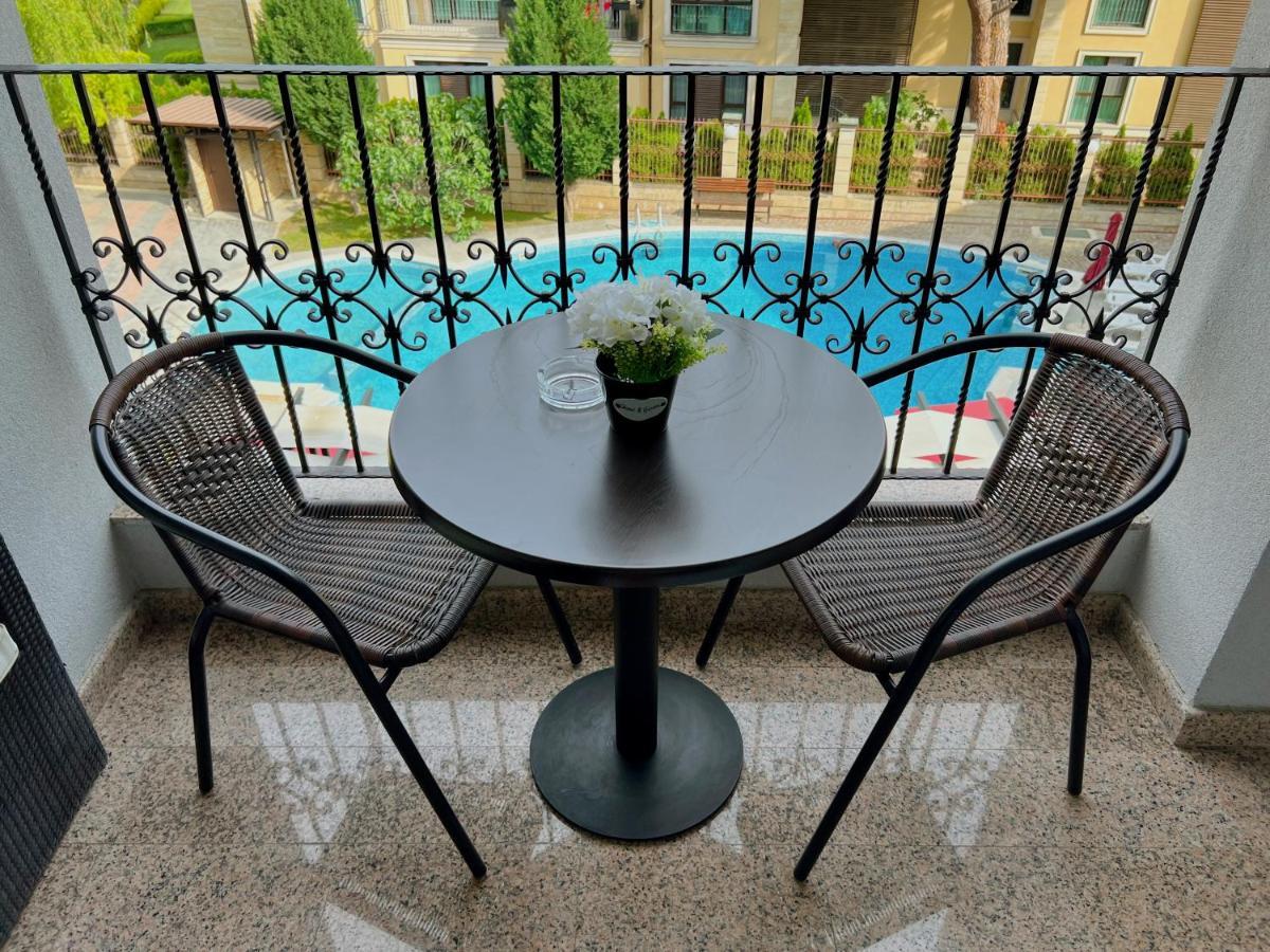 Family Hotel Paradise St Constantin et Helena Extérieur photo